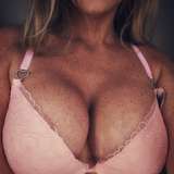 Dutchy-Milf