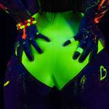 devil_wears_neon