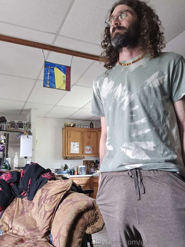 avidaardvark - Still too chilly to take the pants completely off, but that ..