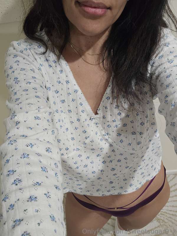 coolmomlola - Tits out for the boys 🤗