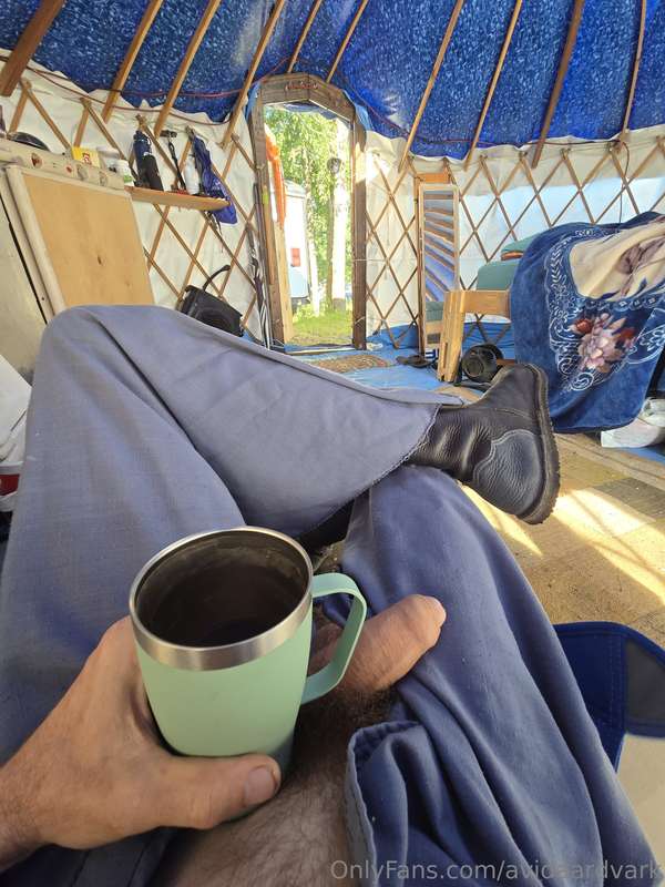 avidaardvark - Hopefully my last morning in the yurt. I'm eager to back hom..