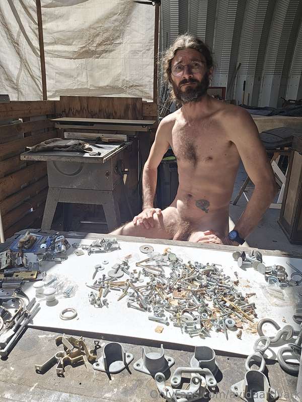 avidaardvark - Spent time sorting screws and hardware this day. Also sun's ..