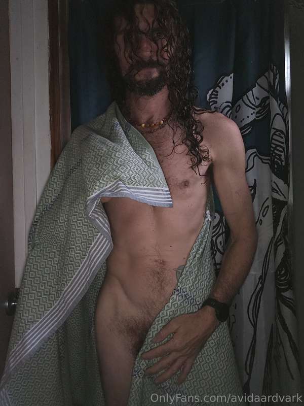 avidaardvark - More shower photos. I always enjoy seeing how the warm water..