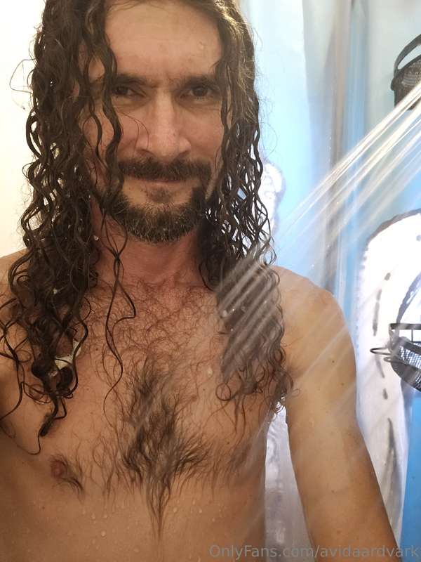 avidaardvark - Fantastic shower after getting home from a muggy Ren Faire w..