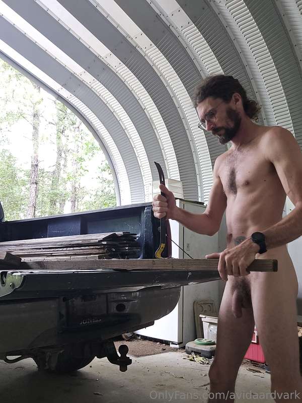 avidaardvark - Prepping some reclaimed lumber for a project. Yay for free w..