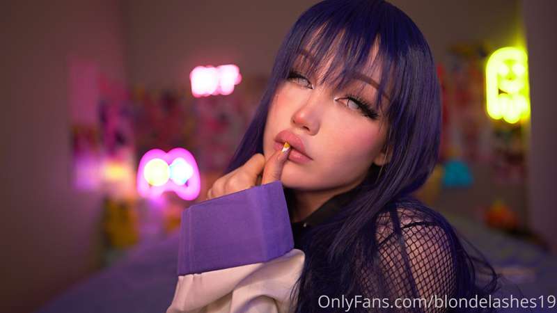Hinata 👾🎆
I will be making a video with this cosplay as well.. 5