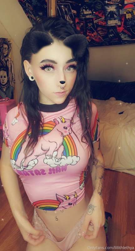 💦🎀 look st my pretty pink new toy! 🎀💦 24