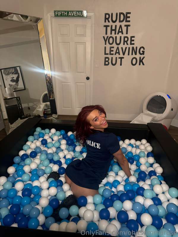 It’s Friday night! I wanna play with some balls 