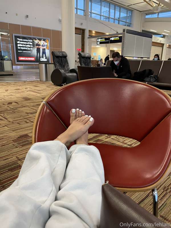 Travelling the day away, join me for a bit tonight when I ge.. 9