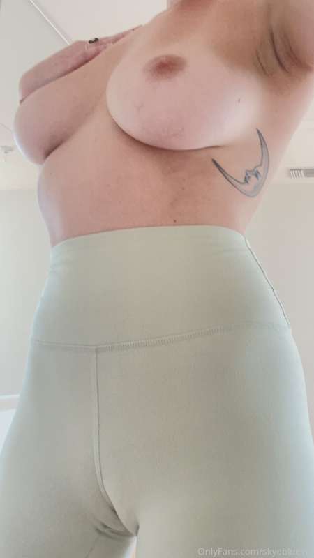 Ass or tits bb? ;) 4