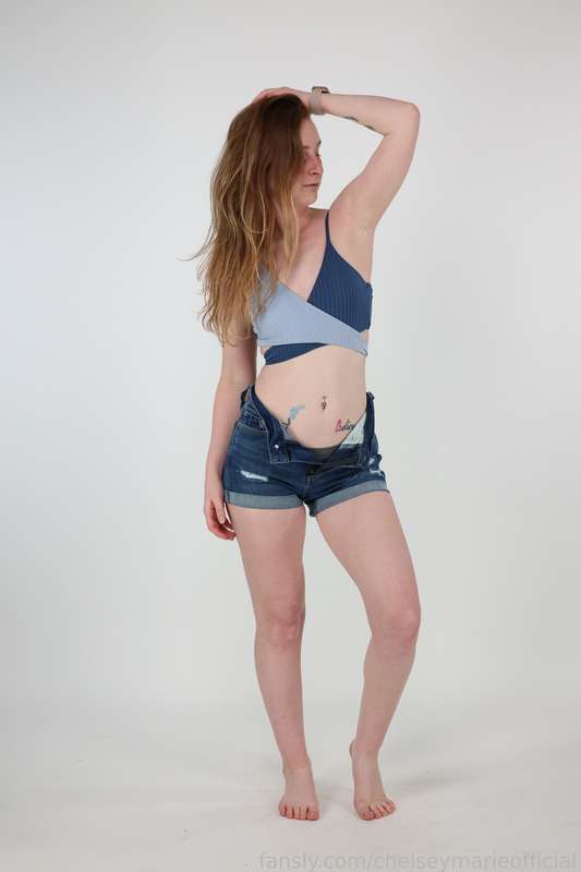 Chelseymarieofficial - Fansly - 03 May, 2025 18