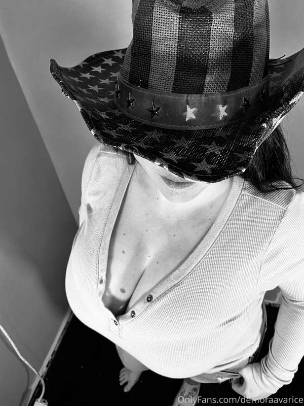 Yeehaw. 😂😅 27