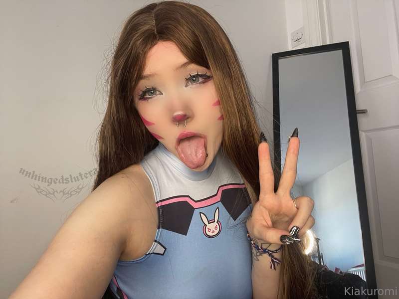 DVA cosplay <3 13