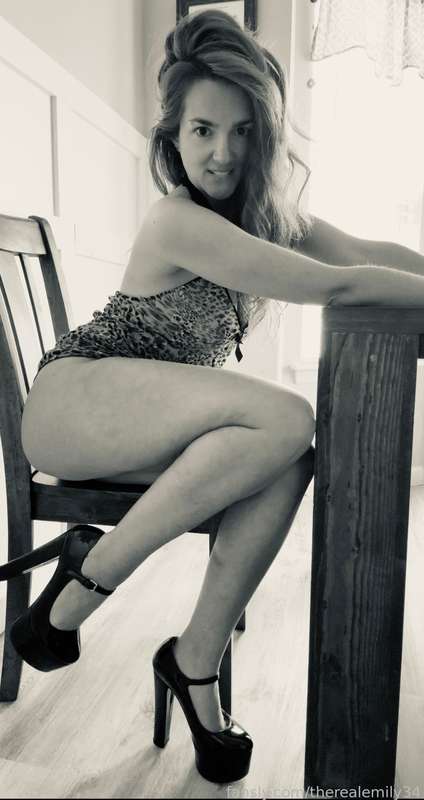 Therealemily34 - Fansly - 24 May, 2025