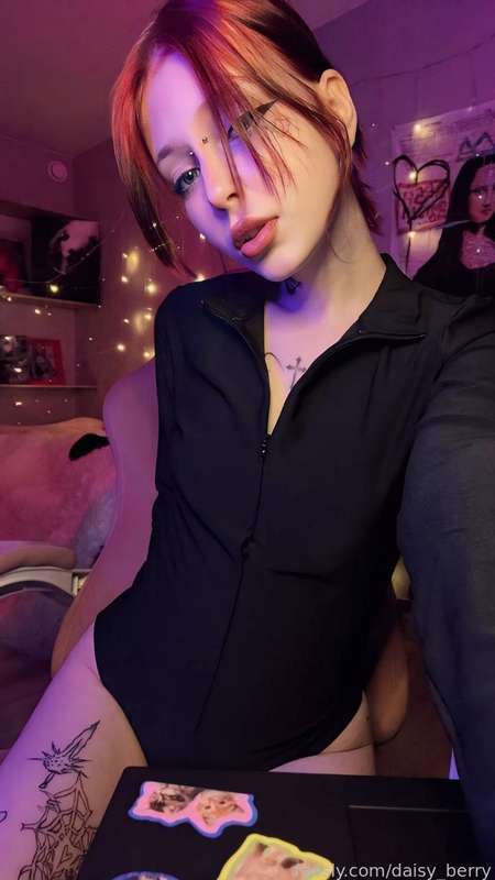 Daisy_Berry - Fansly - 28 Jan, 2025