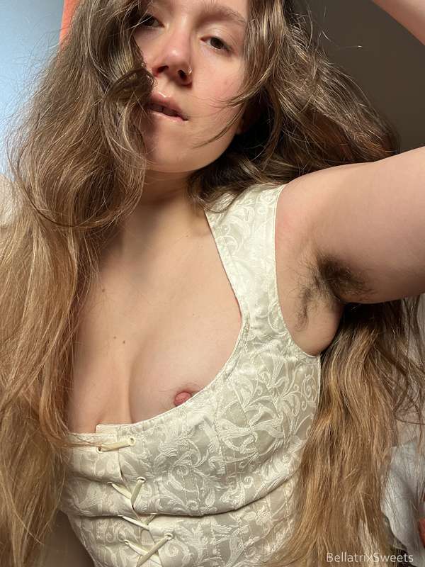 hairy nips and pits 3