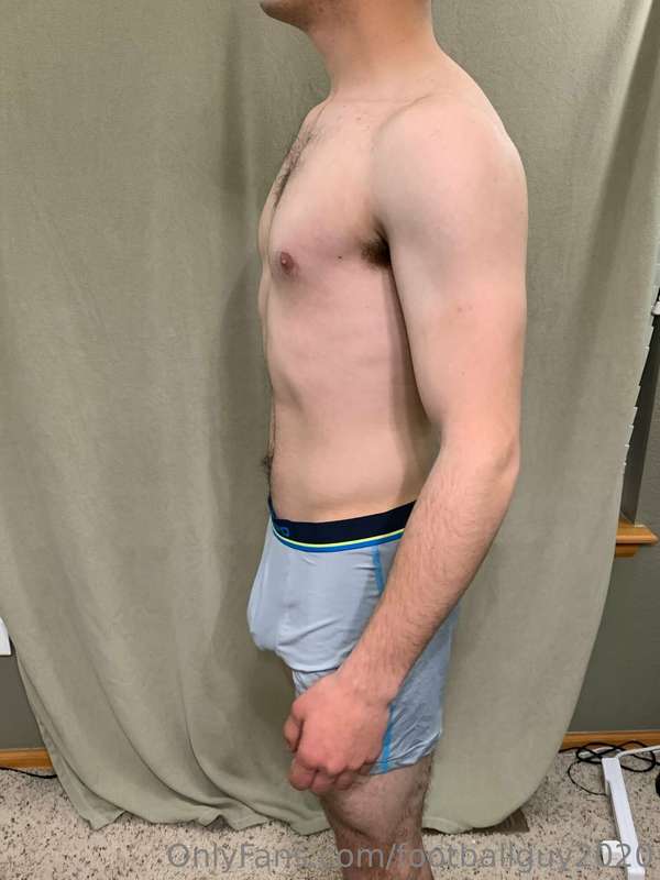More undies pics from a photo shoot a while back - enjoy. Ca.. 29
