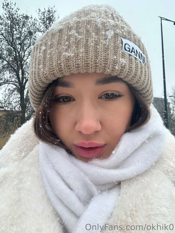 Honey, what is your weather like right now?It's kind of snow..