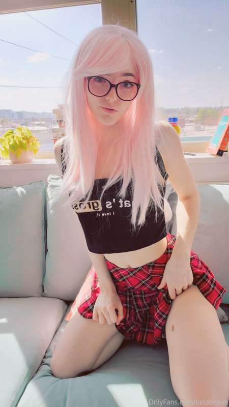 hi i am smol 6