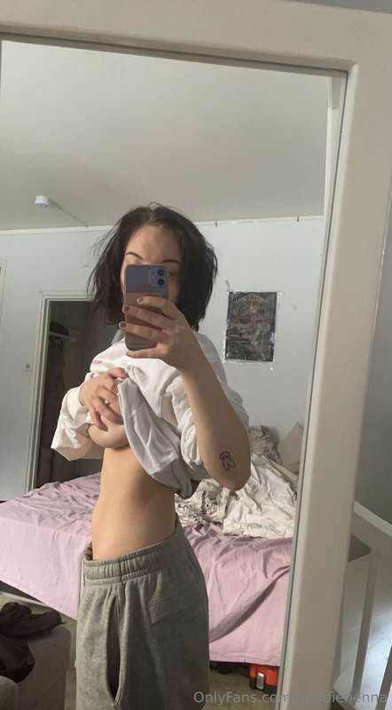 old pic😚
