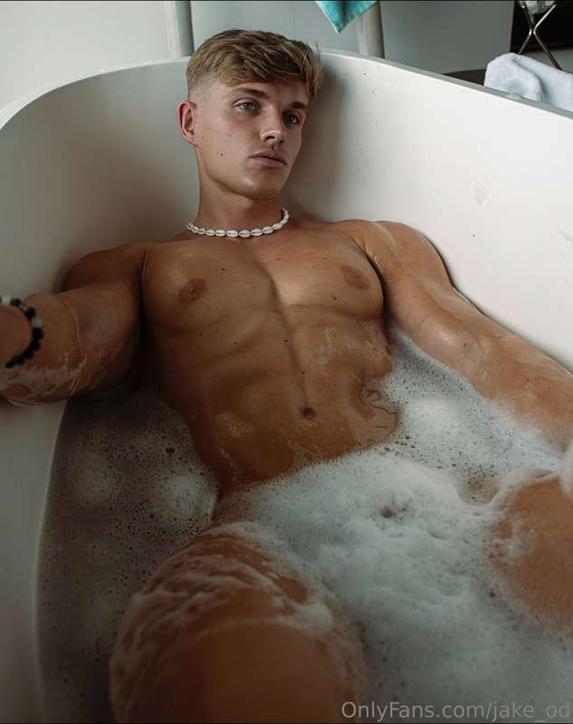 You may have noticed a good chest is my weakness, and @blond.. 3