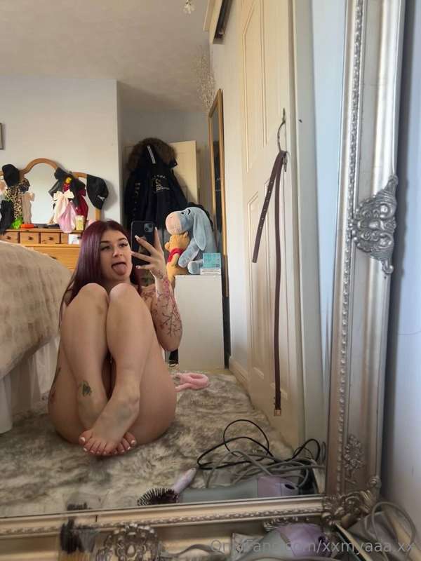 Finally getting cozy after a long day… I wanna chat all nigh..
