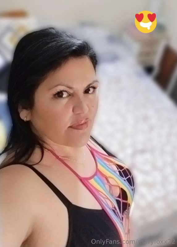 Vcall bb?? On line for you. 😘😘🎥🥵