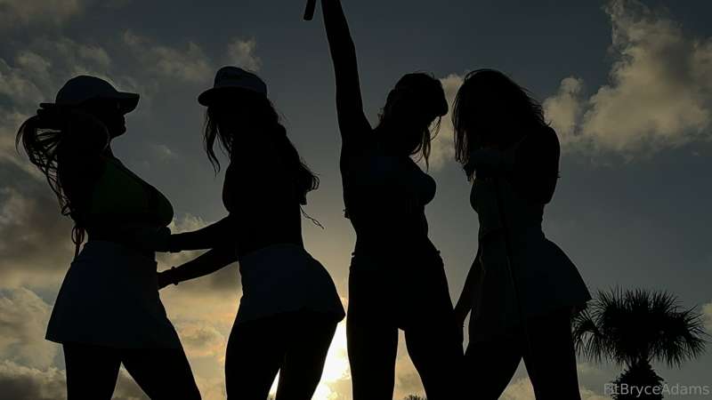4 girls go golfing! Can you guess which one’s me! 1