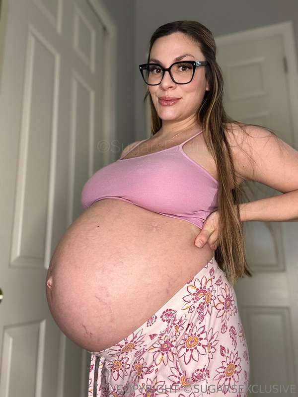 Does my big round belly turn you on? 😏