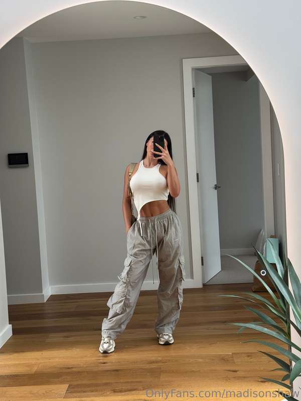 do you like this outfit??🙈💕