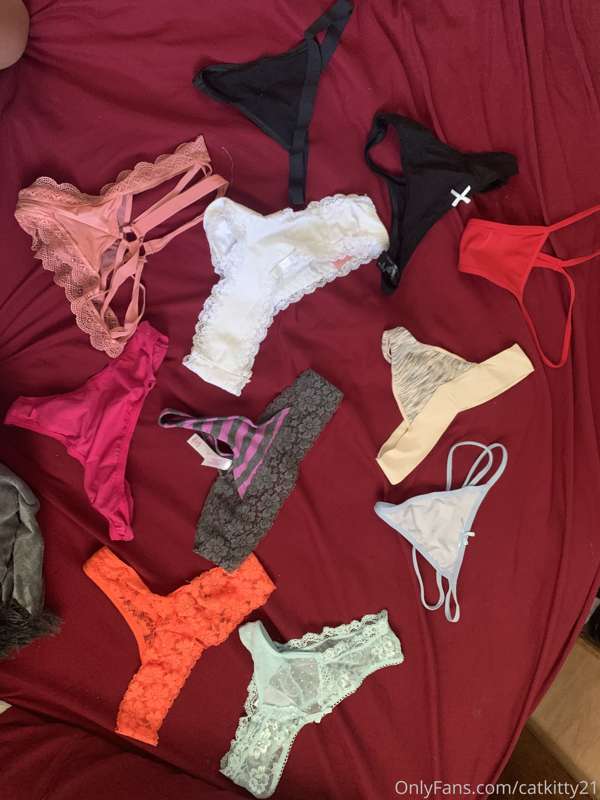 Just got my new camera/lighting set up and new panties and I..