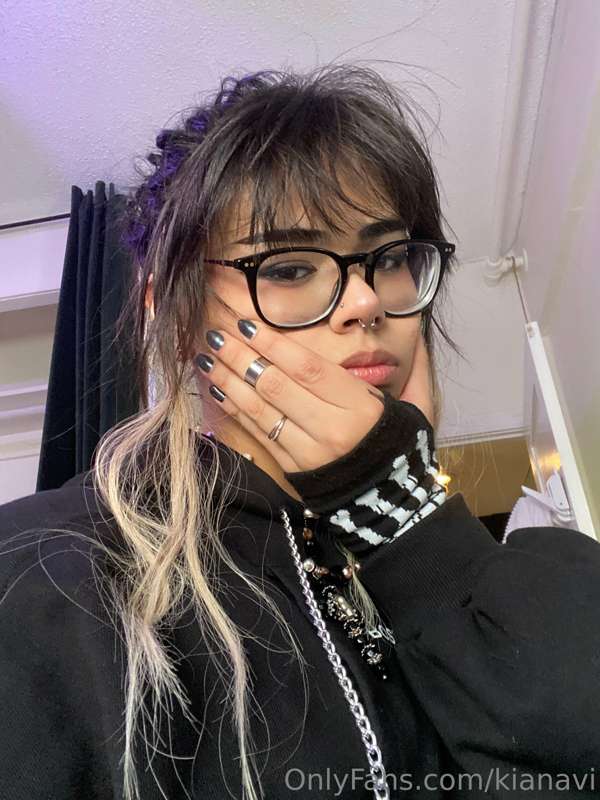 Hi guys!!
I’ve been having a really really tough week and ha.. 2