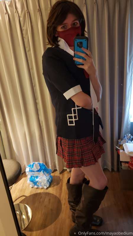 Puhuhu, I don't have the proper wig yet, so I'm going with t.. 3