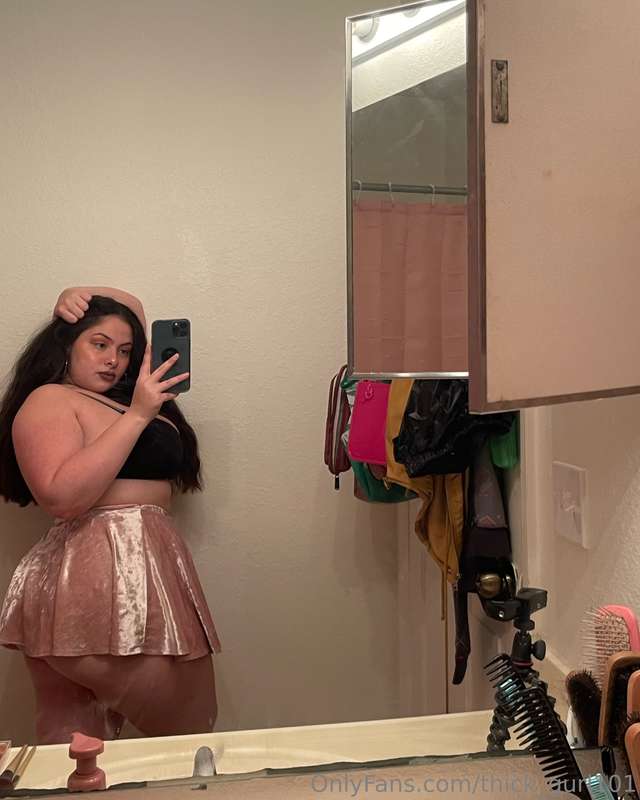 Thick_Gurl101 - Onlyfans - 23 Jun, 2024 17