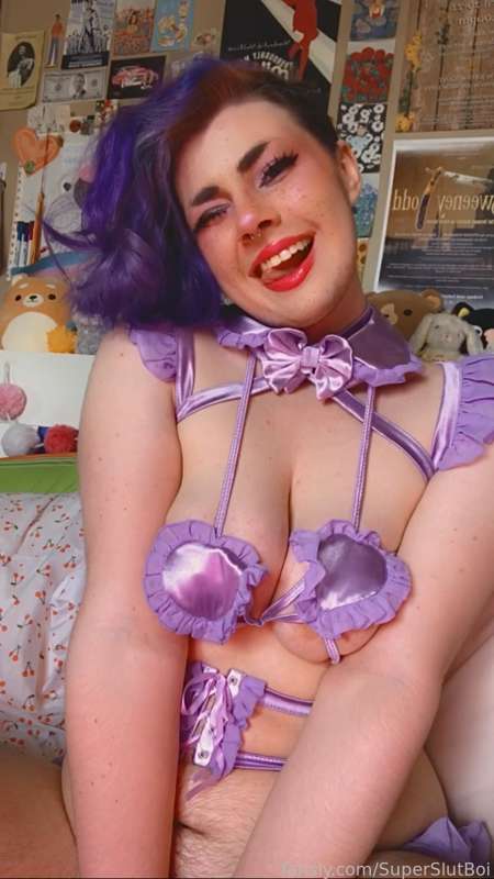 Superslutboi - Fansly - 06 Apr, 2022 23