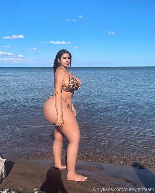 Follow the Gorgeous 
💗 @realdiamonddoll 💗

𝐀𝐥𝐬𝐨 𝐟𝐨𝐥𝐥𝐨𝐰👉 @Cur.. 1