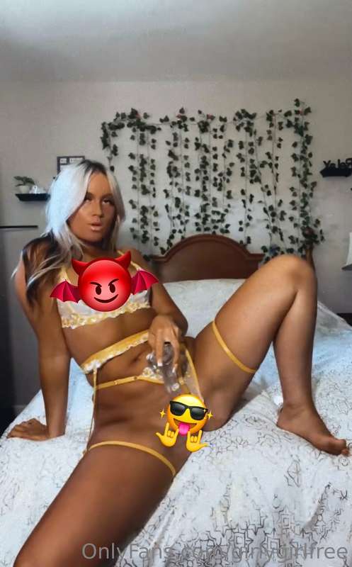 Preview of the vids i just posted 🥵