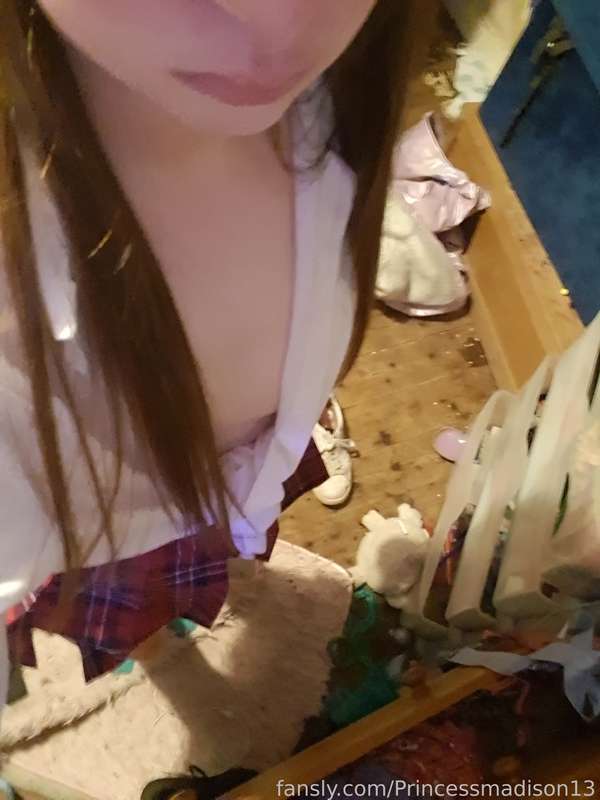Princessmadison13 - Fansly - 10 Jan, 2025 1
