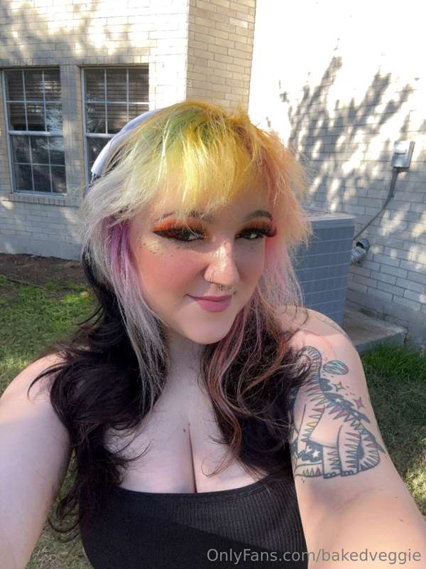 Bakedveggie - Onlyfans - 28 Dec, 2024 1