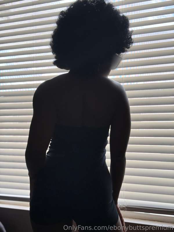 Is my silhouette sexy daddy? 😘 2
