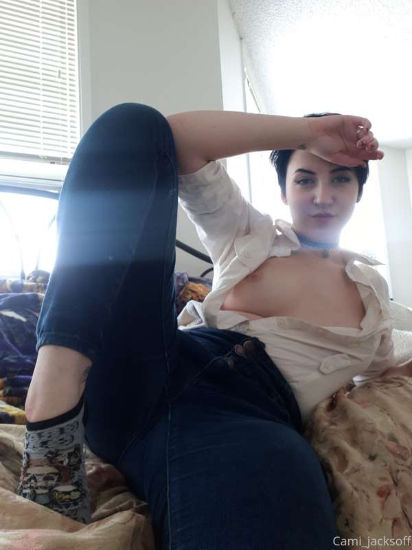 Ootd (tits out of course) from yesterday 😘


I love getting ..
