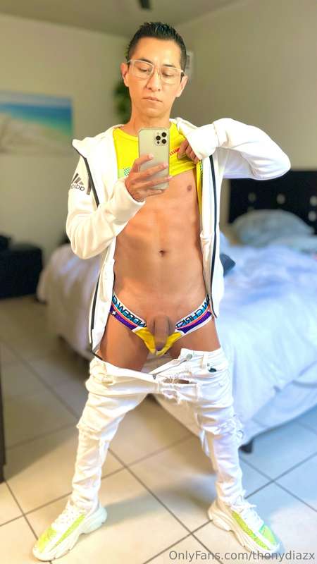 Yellow …😉 5