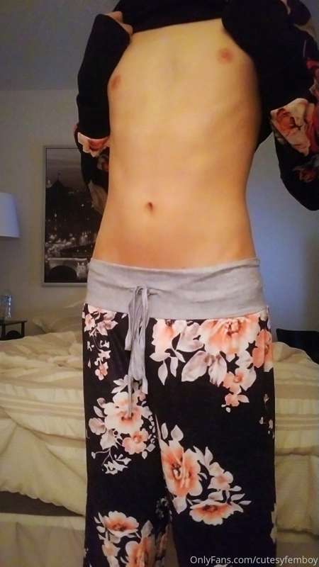 small set i took for a friend who bought me this :3 8