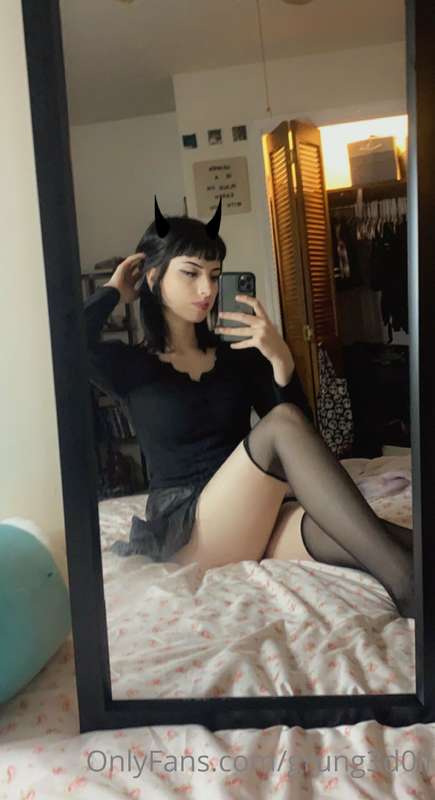 describe my thighs in one word