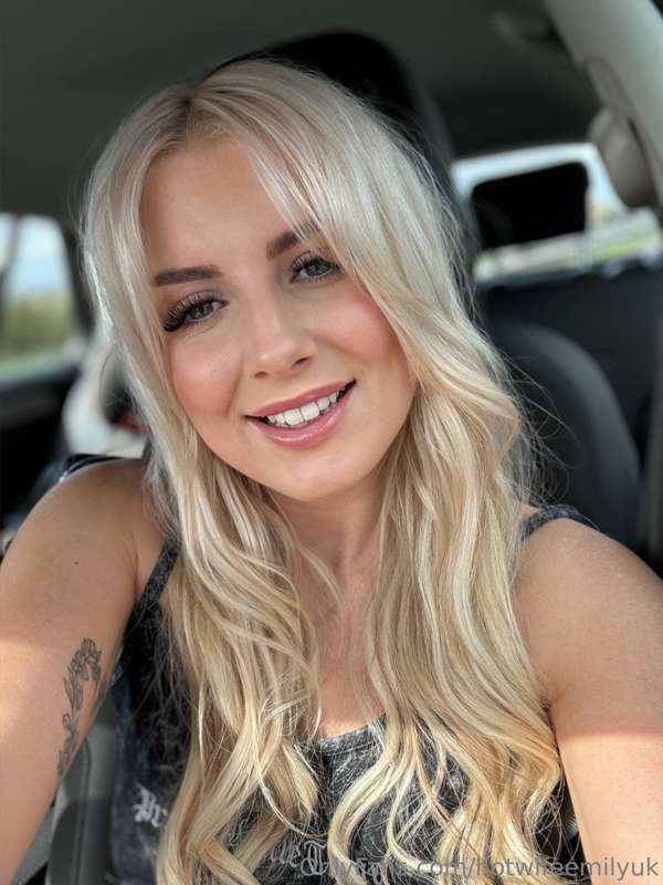 New hair day!! Do you like? 💇‍♀️
