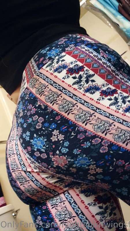 Do these pants make my butt look big? 😏