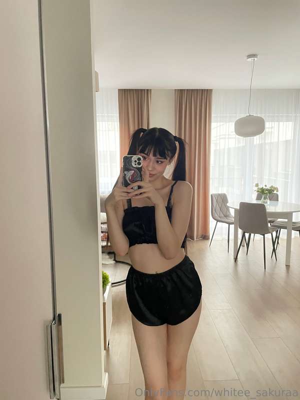 🌙 The new pajamas are perfect! 💖Today I finally got myself t..