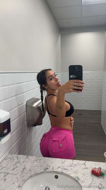 I hope you are ready to train hard today 💪🏻