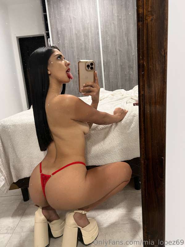 Hi babee, im available for vc now!!