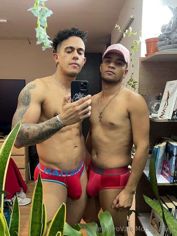 Veguerovzla - Onlyfans - 24 Nov, 2023